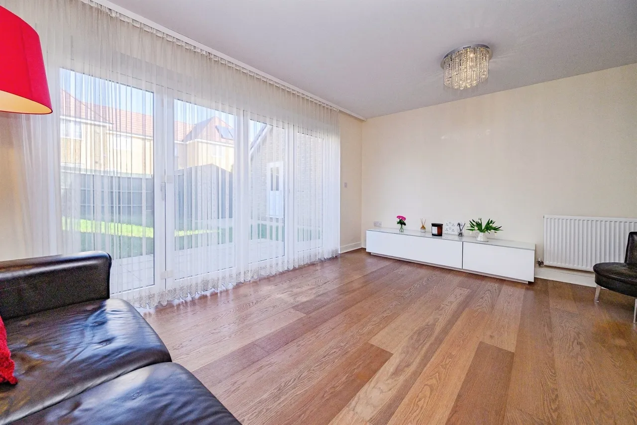Braham Crescent, Leavesden, WD25, photo 7