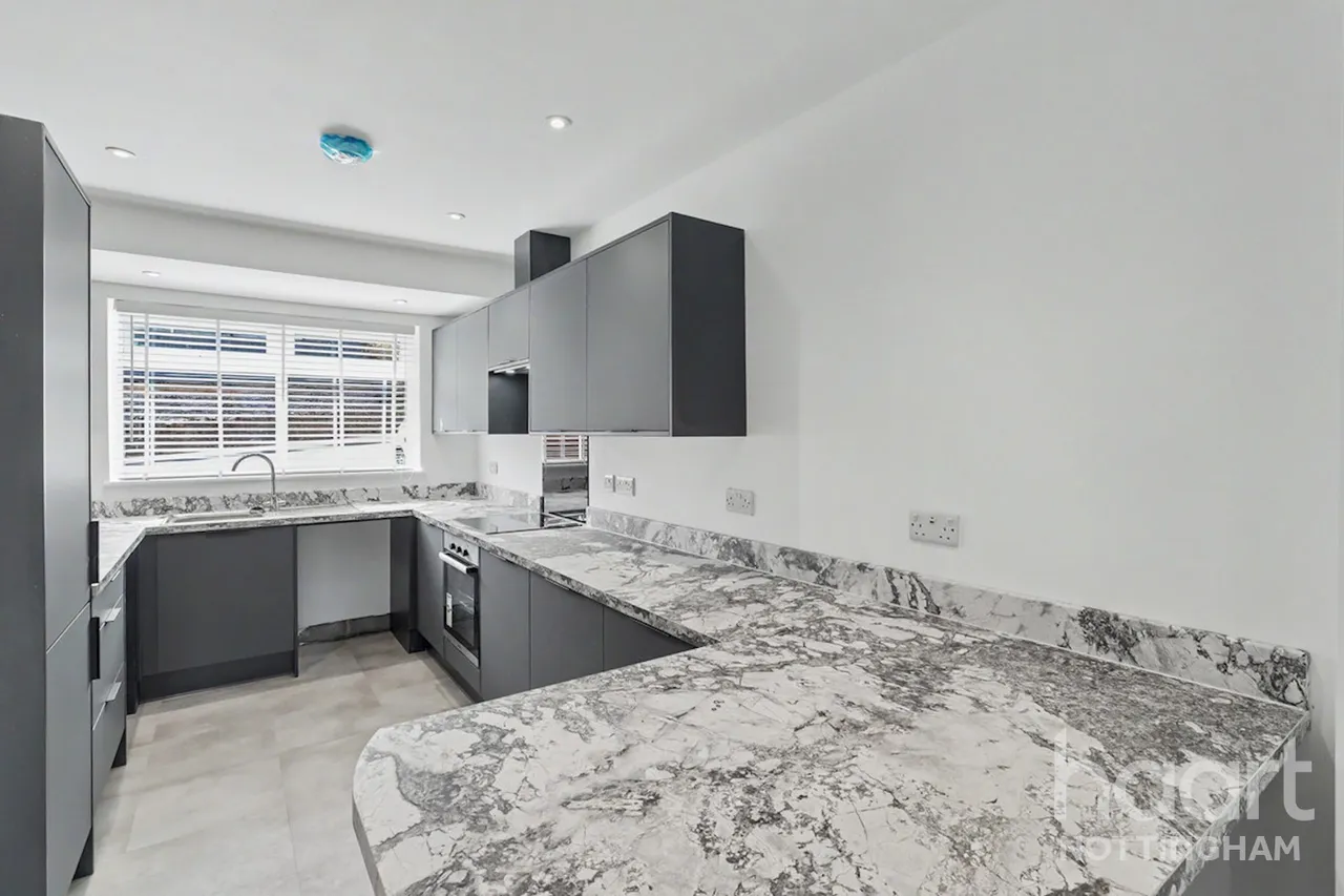 Southdale Road, Carlton, NG4, photo 8