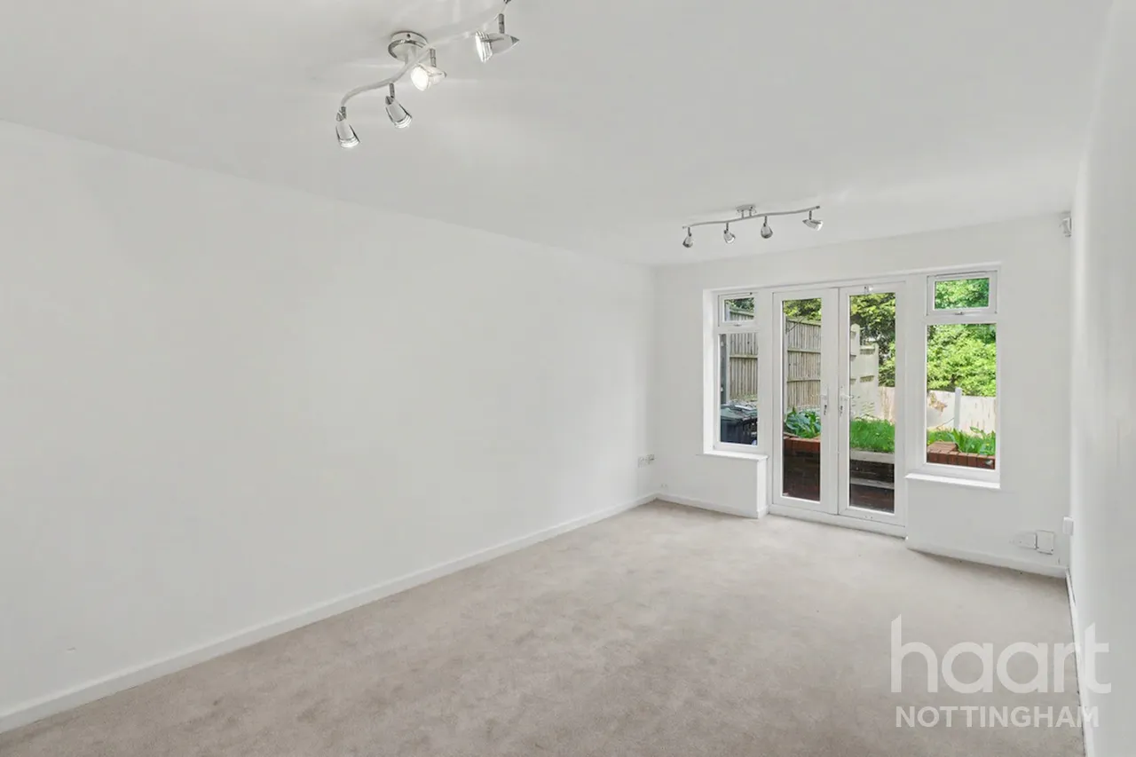 Southdale Road, Carlton, NG4, photo 9