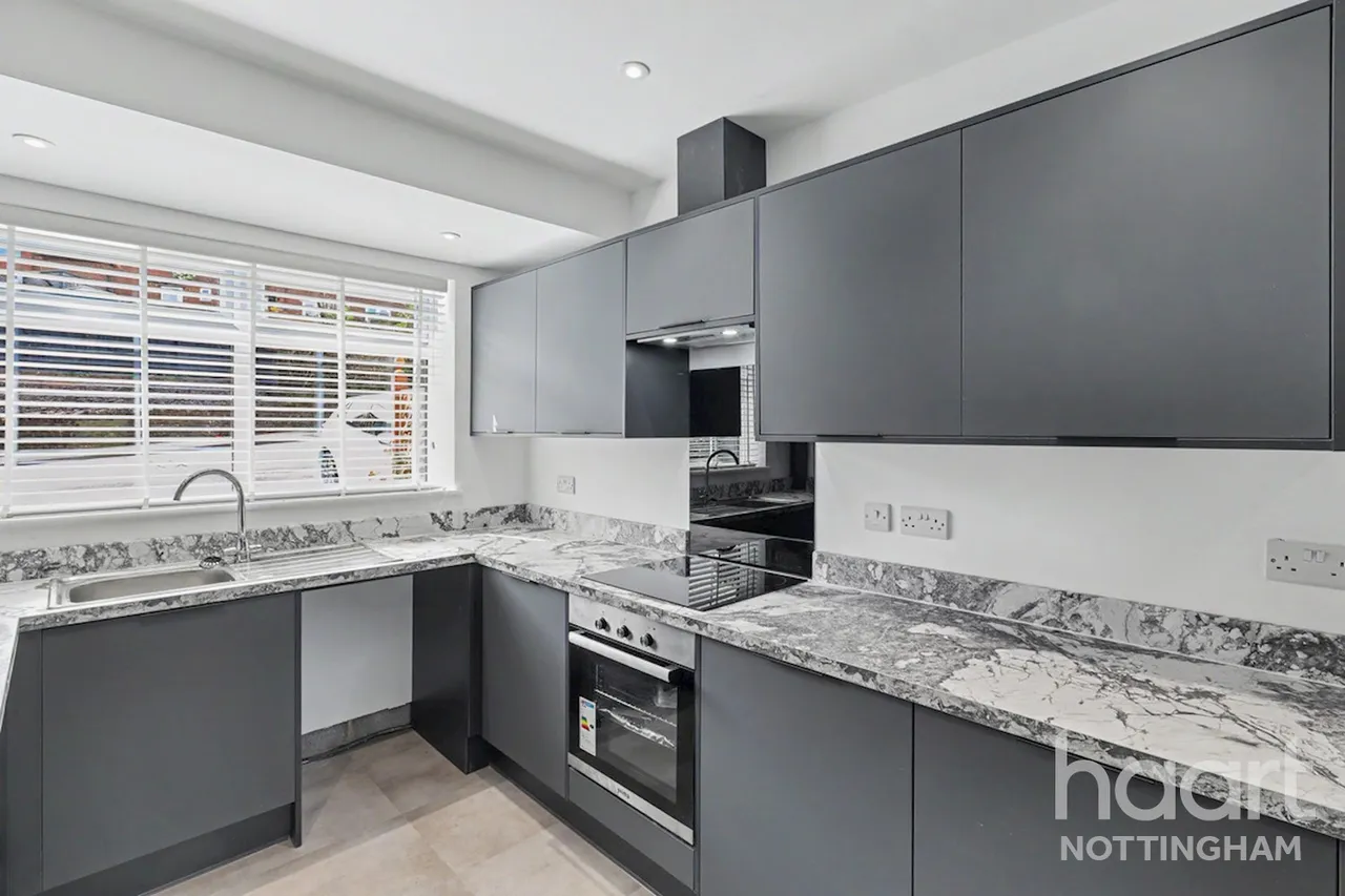 Southdale Road, Carlton, NG4, photo 7