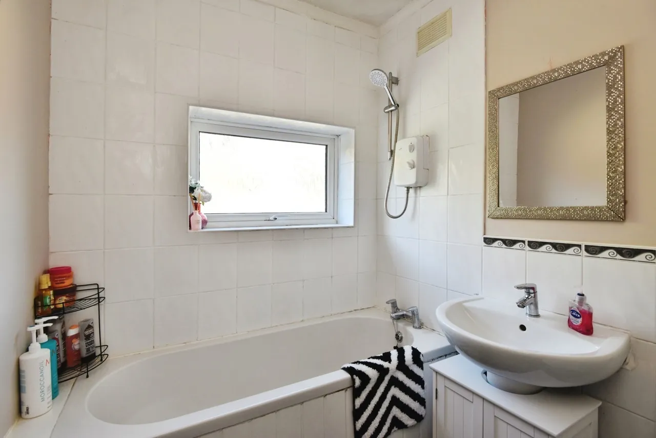 Hunters Way, STOKE-ON-TRENT, Staffordshire, ST4, photo 10