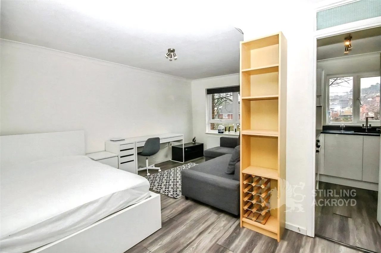 Harvey Road, Guildford, GU1, photo 2