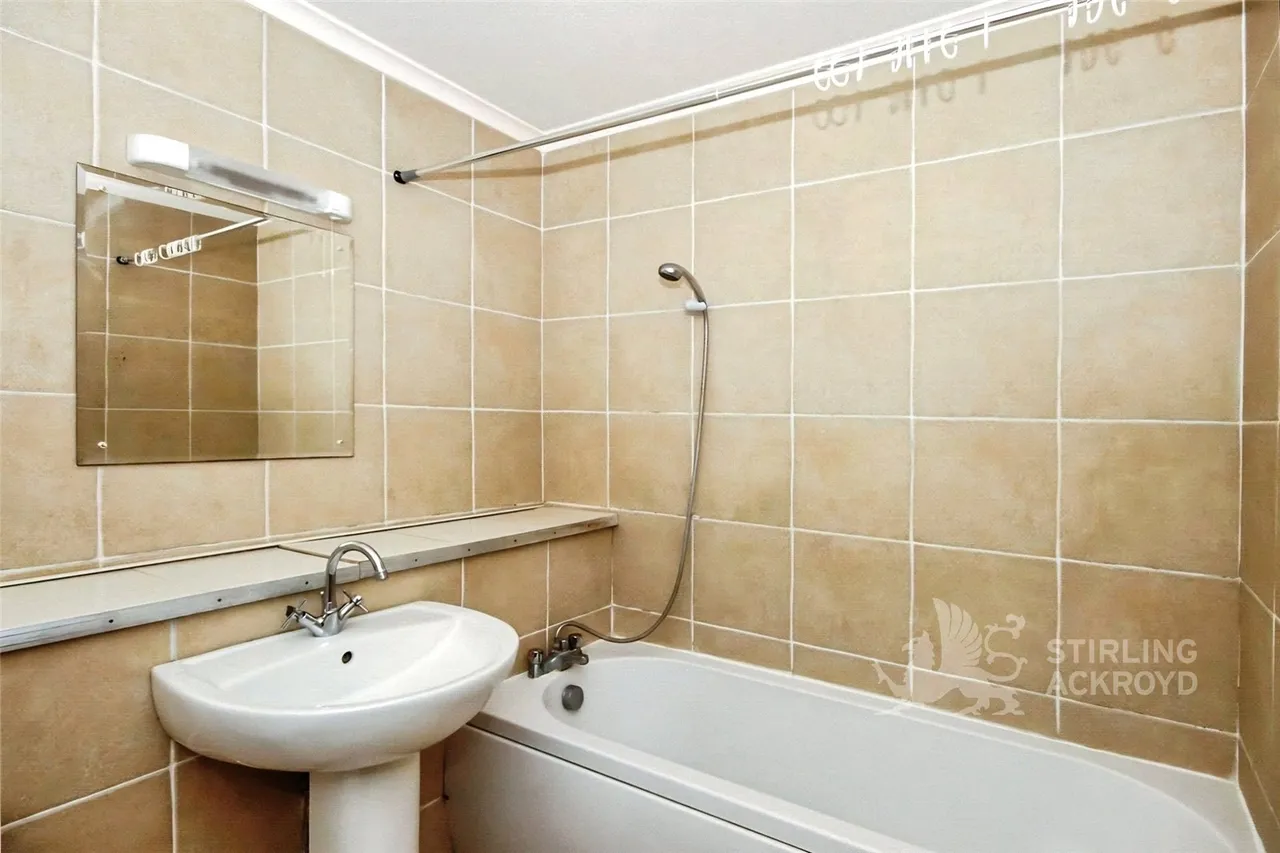 Harvey Road, Guildford, GU1, photo 5