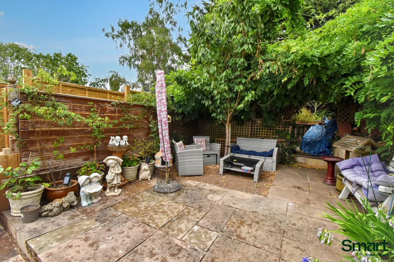Harrington Lane, Exeter, photo 13