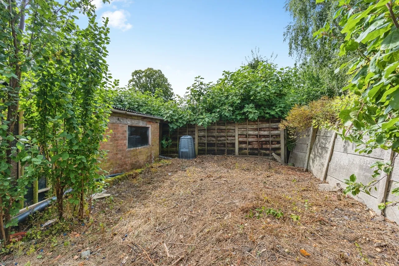 Victoria Road, Whalley Range, Manchester, M16, photo 27