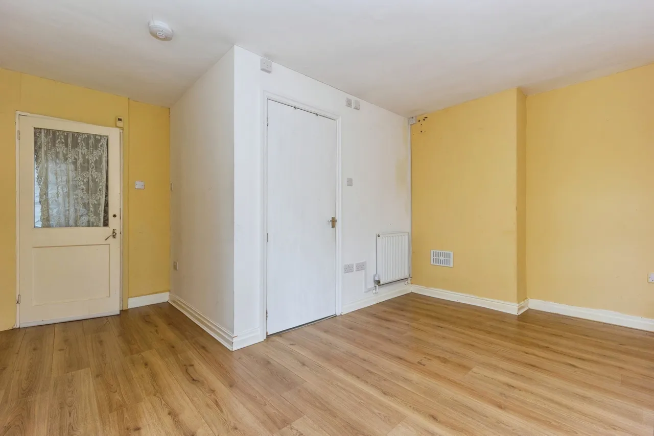 Victoria Road, Whalley Range, Manchester, M16, photo 18