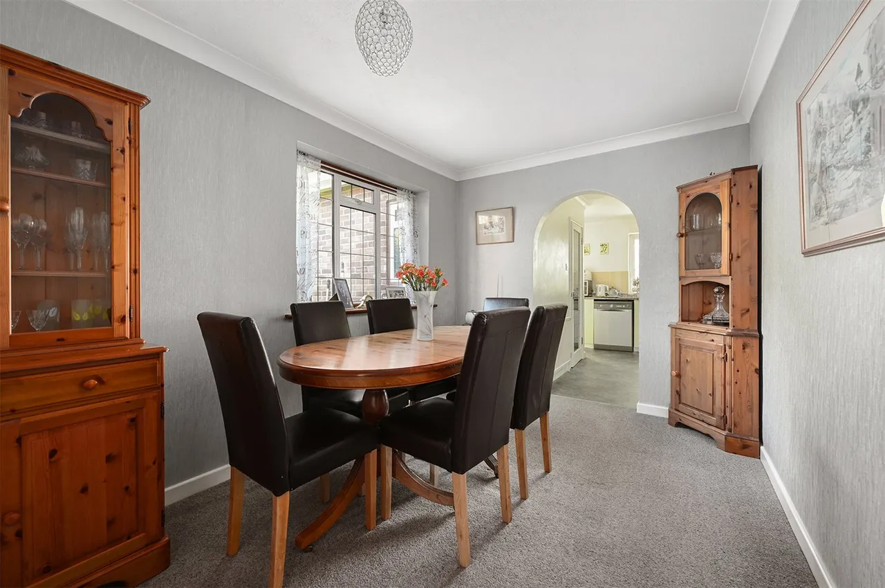 Horseshoe Lane, Ash Vale, Guildford, Surrey, GU12 5LJ, photo 5
