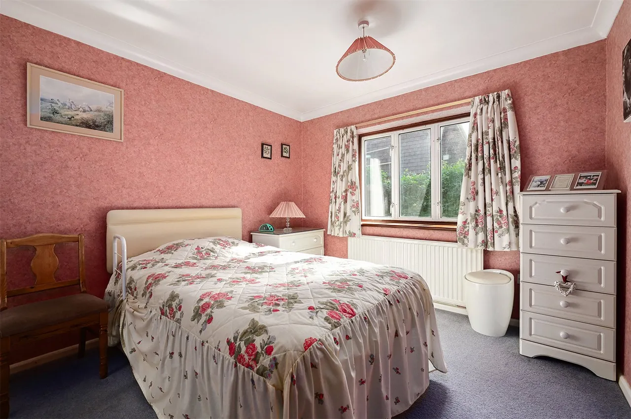 Horseshoe Lane, Ash Vale, Guildford, Surrey, GU12 5LJ, photo 10
