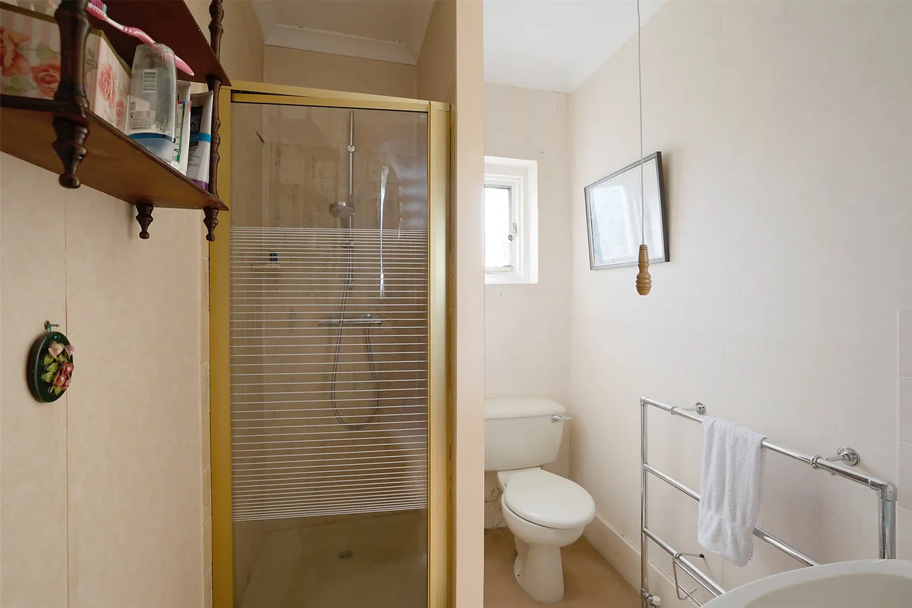Reigate Road, Redhill, RH1, photo 13