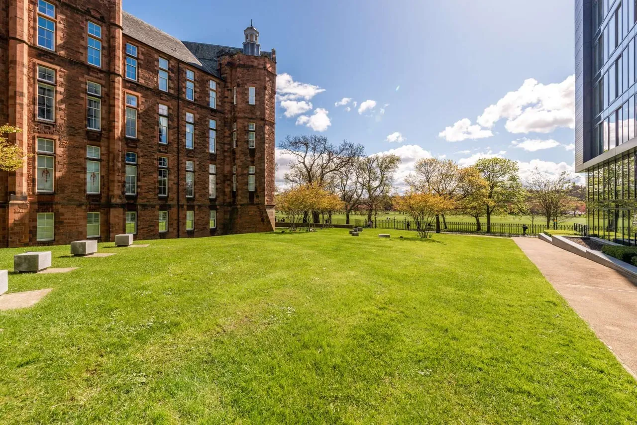 Simpson Loan, Quartermile, Edinburgh, Midlothian, EH3 9GN, photo 11