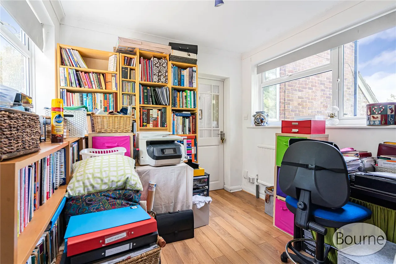 St. Johns Rise, Woking, GU21, photo 10