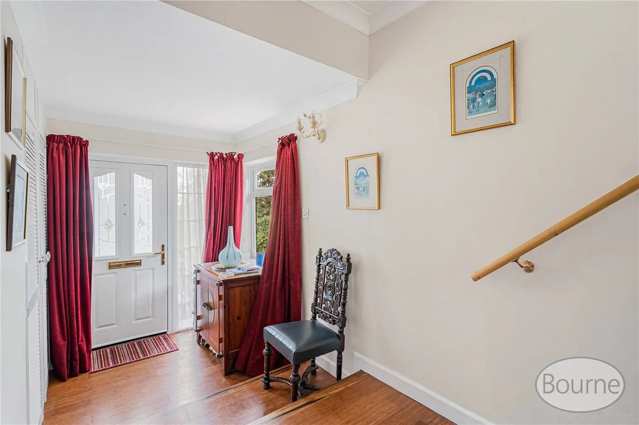 St. Johns Rise, Woking, GU21, photo 11