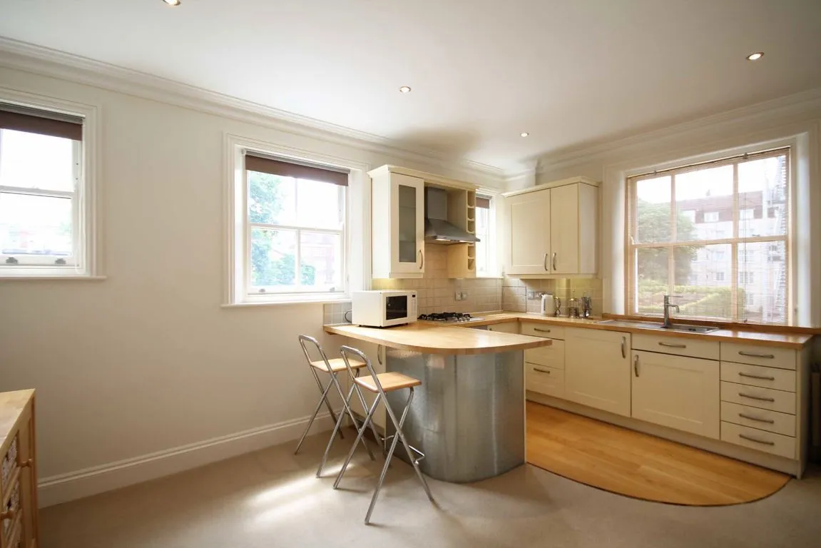Richmond Road, TW1, photo 3