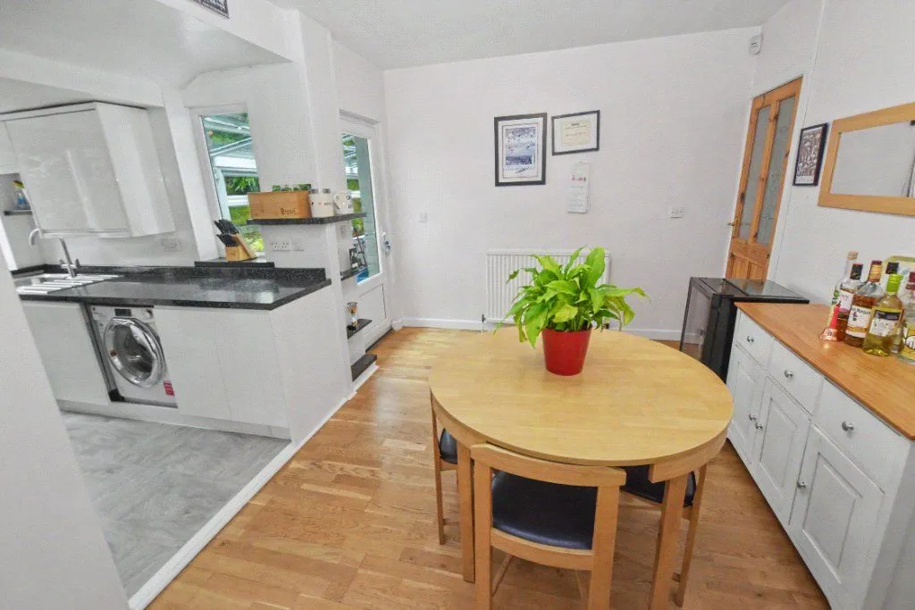 Armley Grange Walk, Leeds, LS12, photo 12