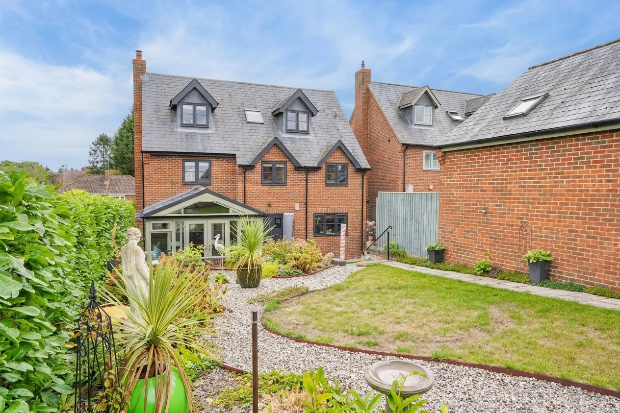 Main Street, East Challow, OX12, photo 2