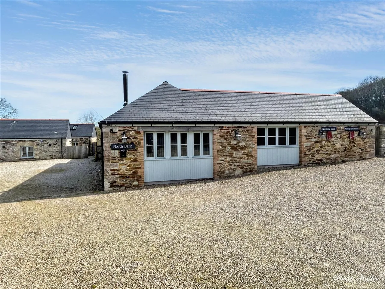 2 bed barn conversion to rent, Ladock, Truro
