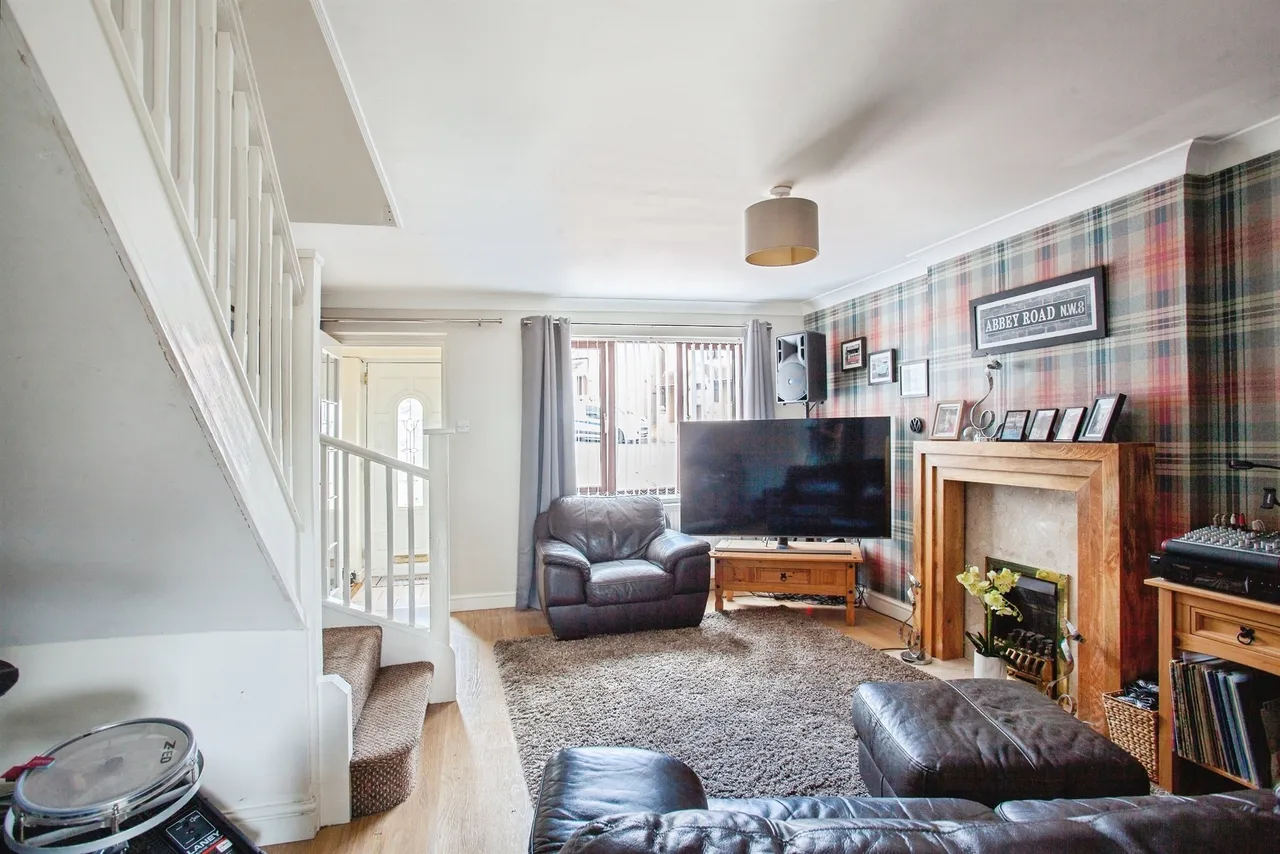 Windsor Drive, Mexborough, photo 6