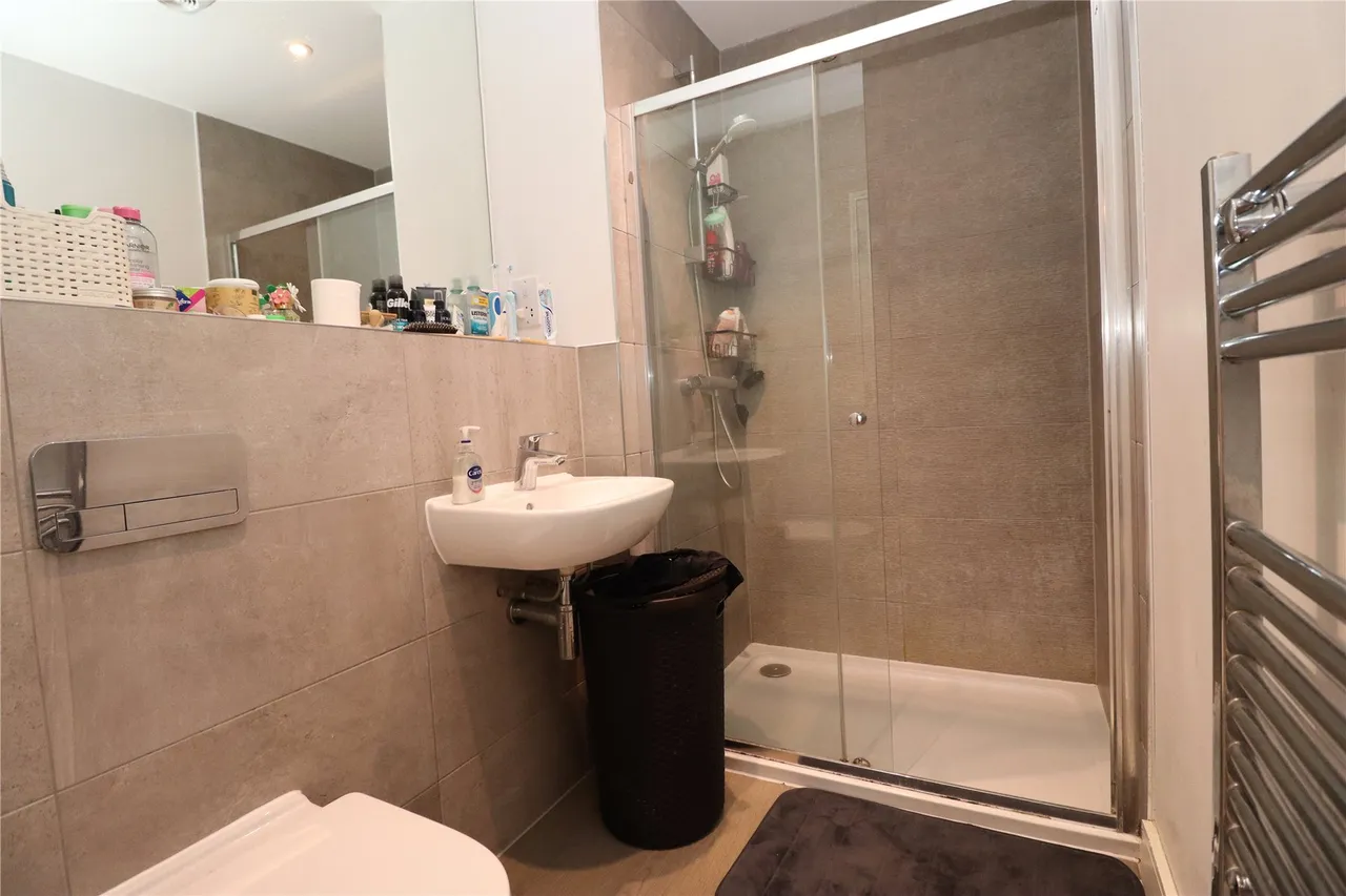 Maybury Road, Woking, GU21, photo 10