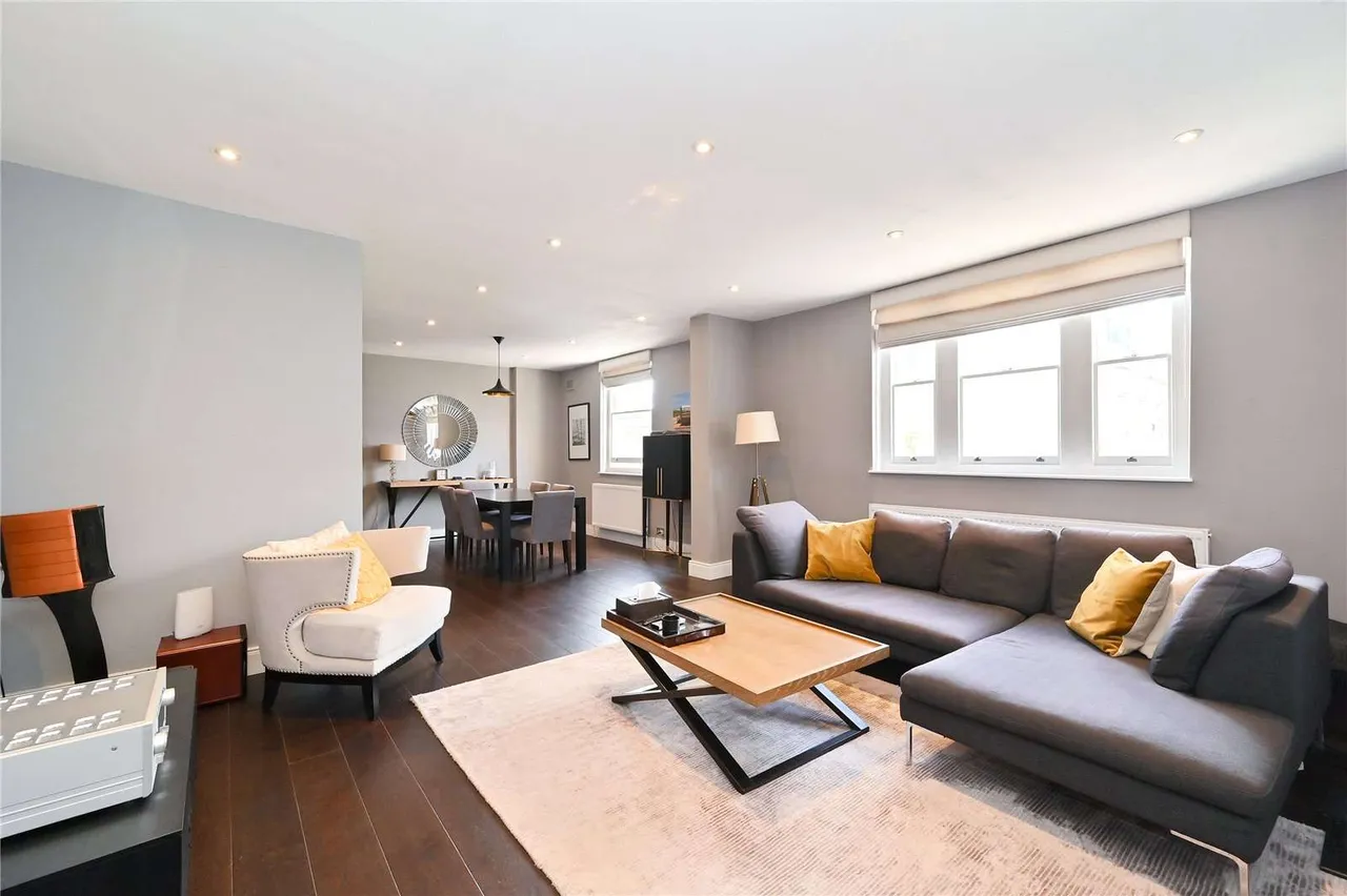 St. Ann's Terrace, St. John's Wood, London, NW8 6PJ, photo 2