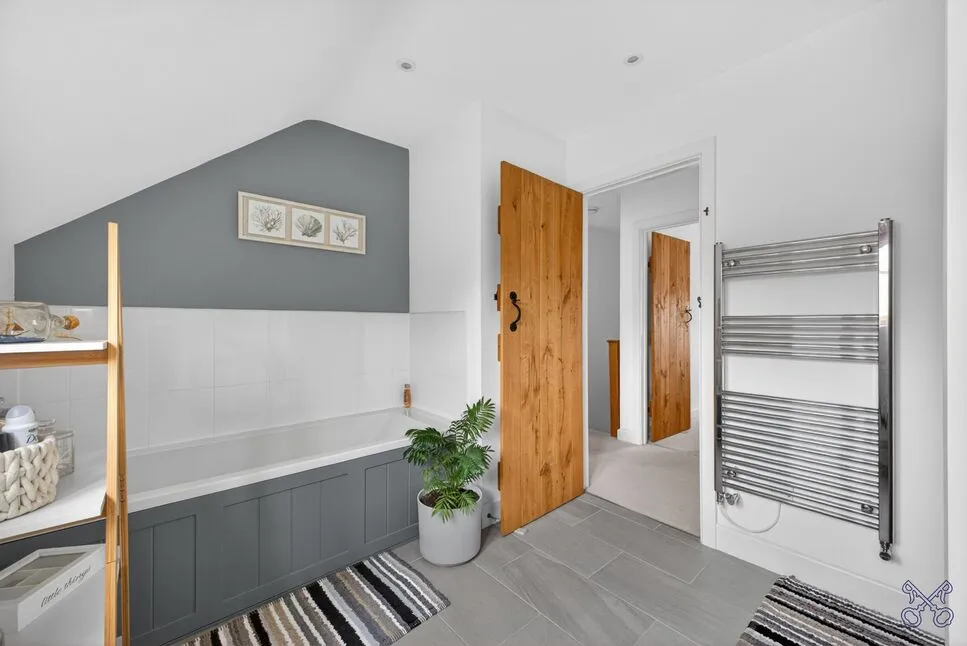 Hilary Gardens, Blackminster, WR11, photo 17
