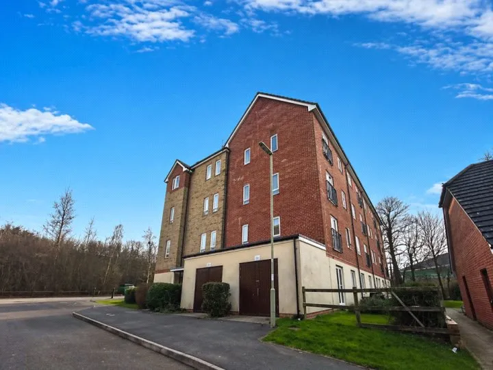 1 bed flat for sale, Skippetts Gardens, Basingstoke, RG21