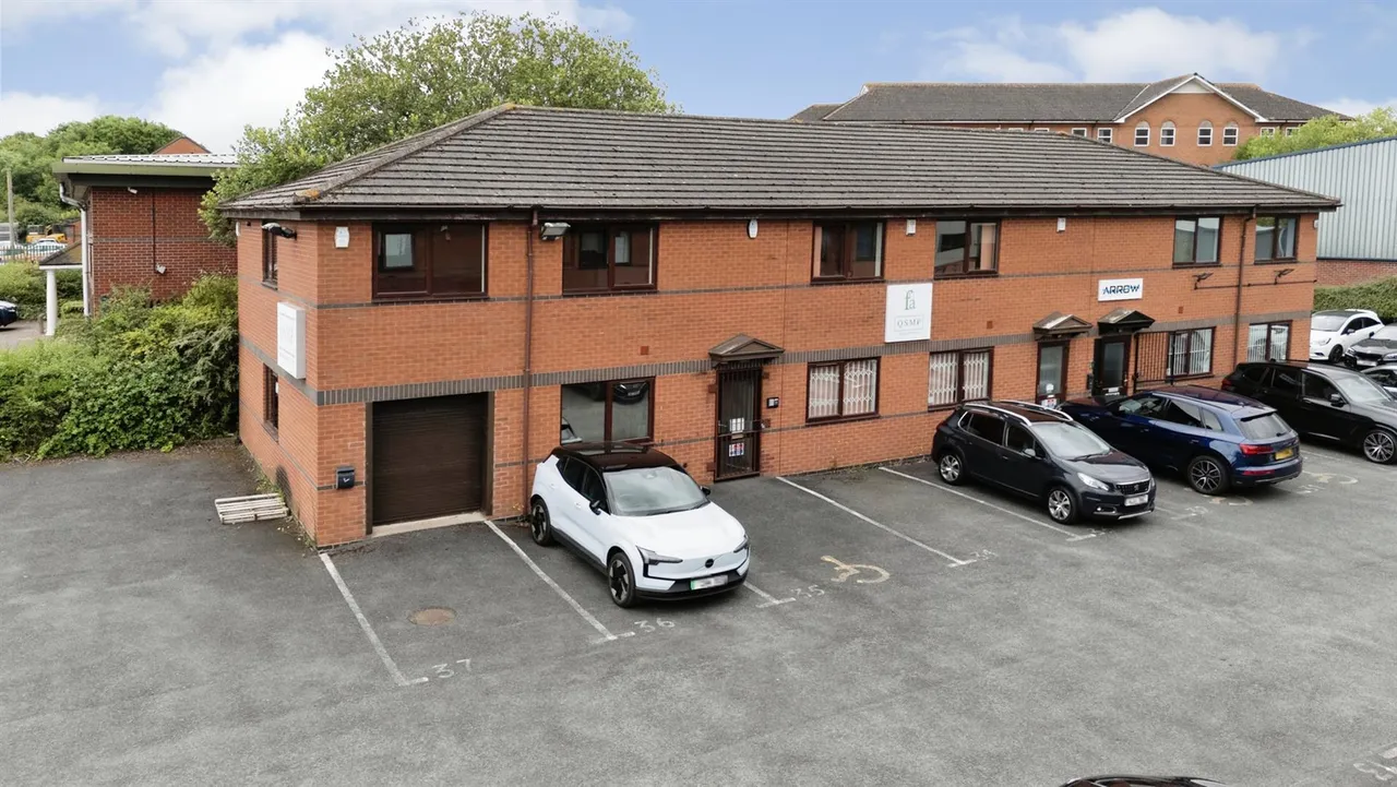 3 West Court, Saxon Business Park, Stoke Prior, photo 2
