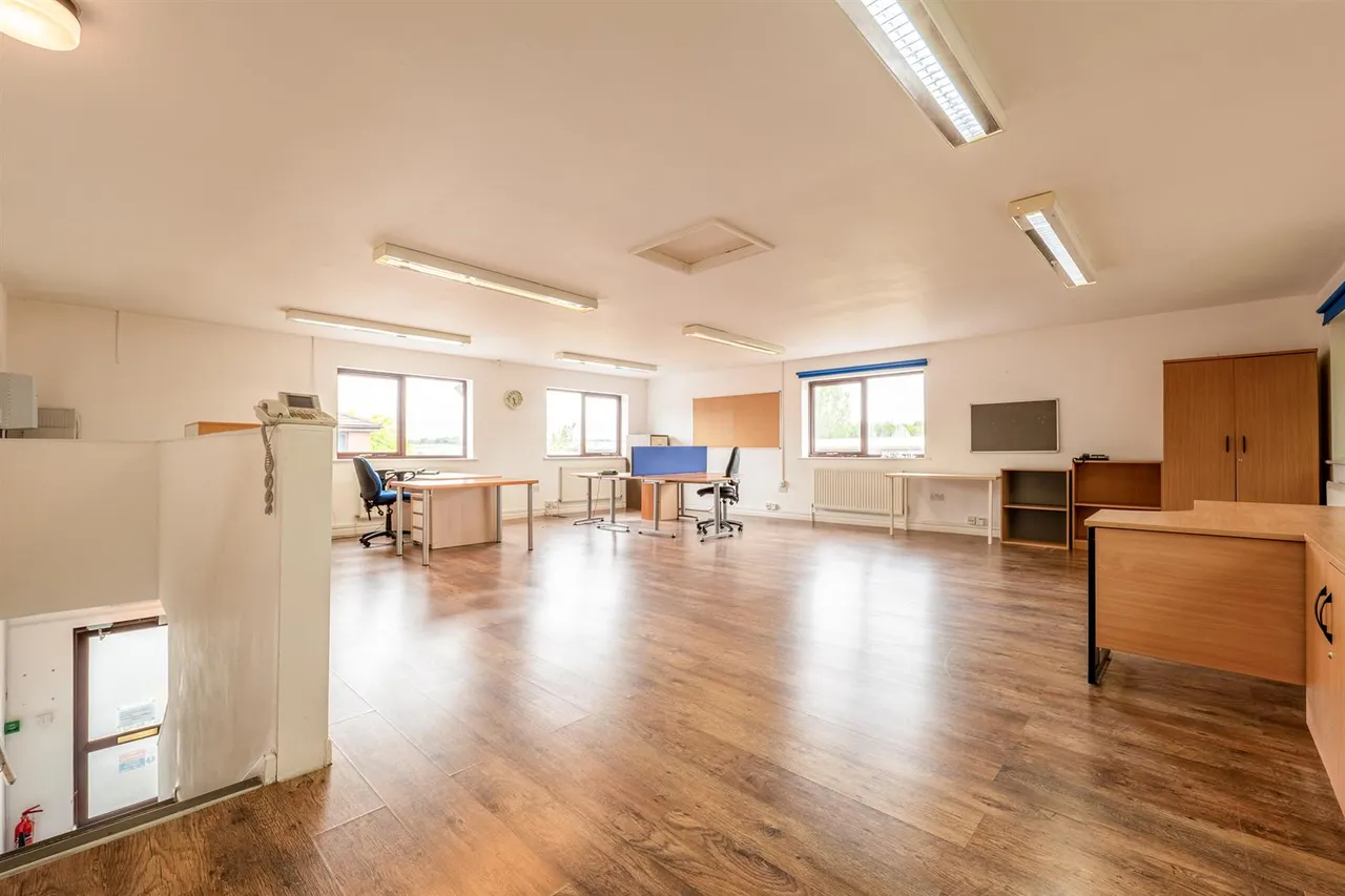 3 West Court, Saxon Business Park, Stoke Prior, photo 4