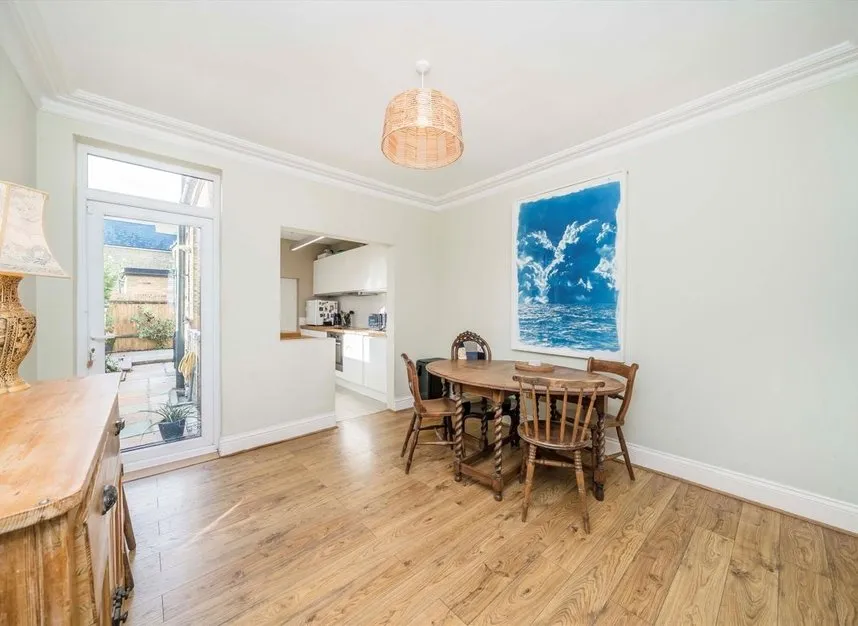 Douglas Villas, Kingston Upon Thames, KT1, photo 4