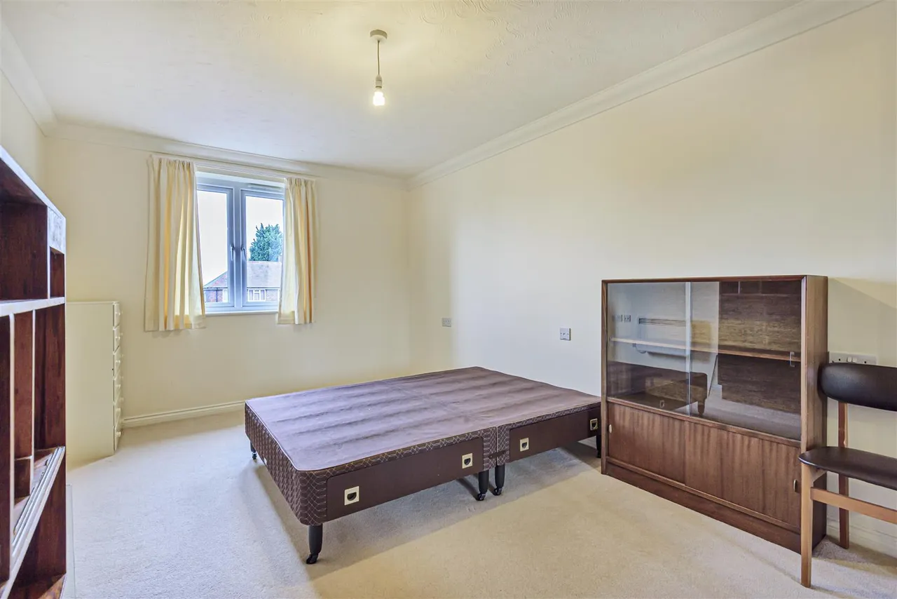 Cornyx Lane, Solihull, B91, photo 6