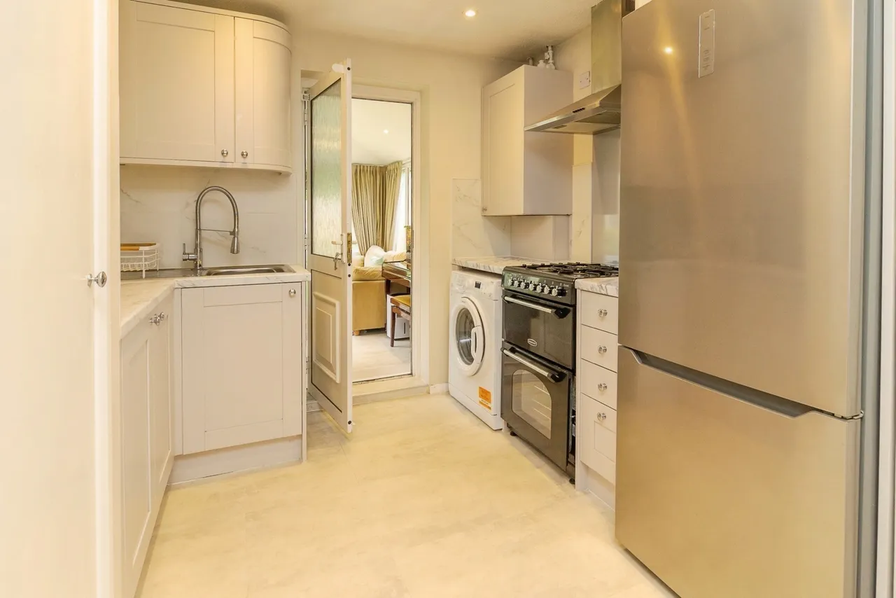 Silicon Court, Shenley Lodge, Milton Keynes, MK5, photo 6