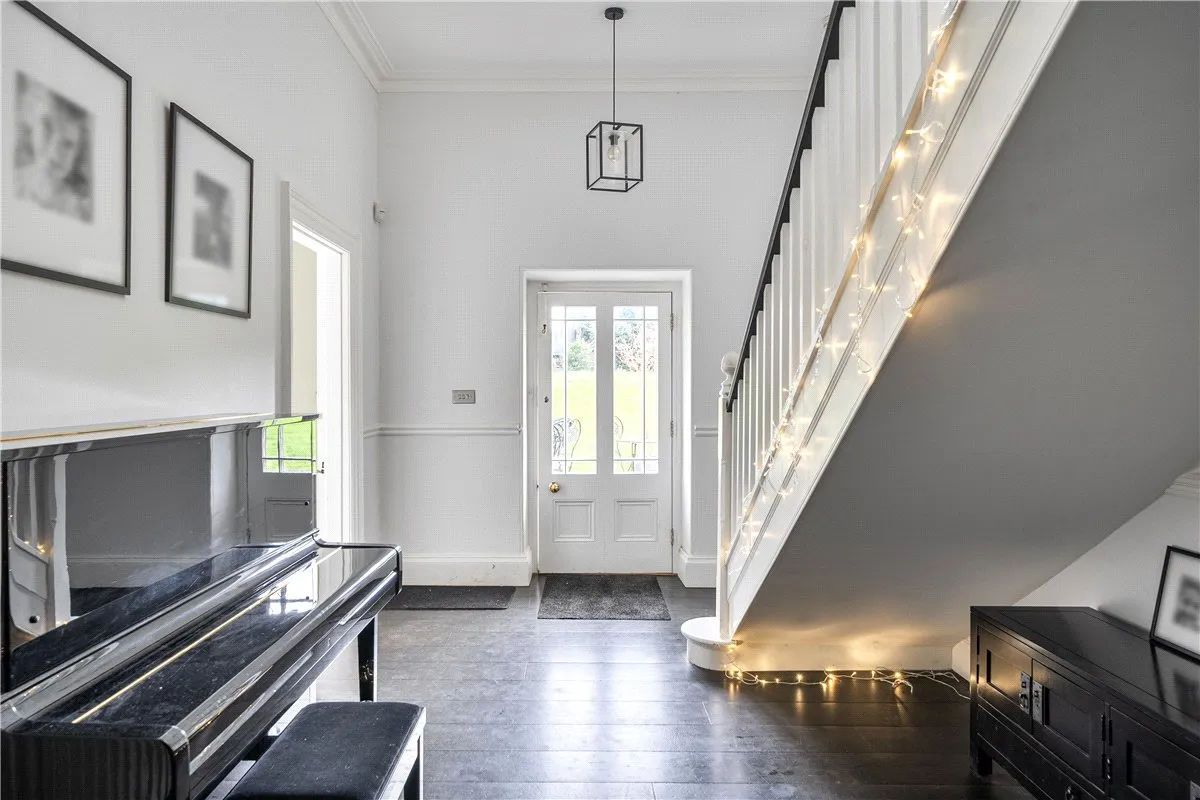 High Street, Bathampton, BA2, photo 5