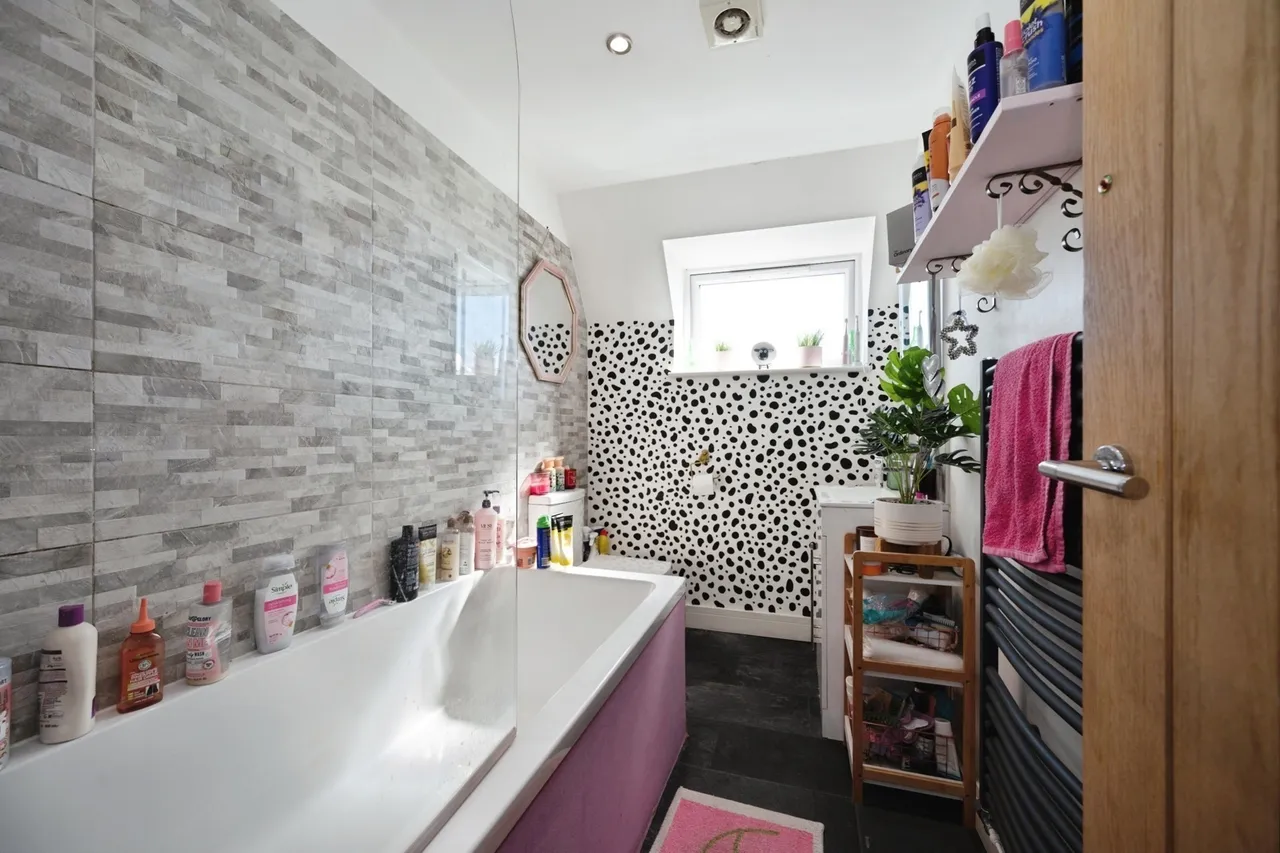 Elm Grove, Hayling Island, PO11, photo 9