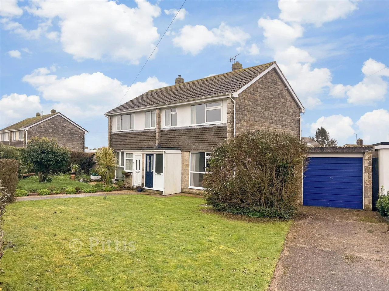 3 bed house for sale, Mountbatten Drive, Newport, PO30