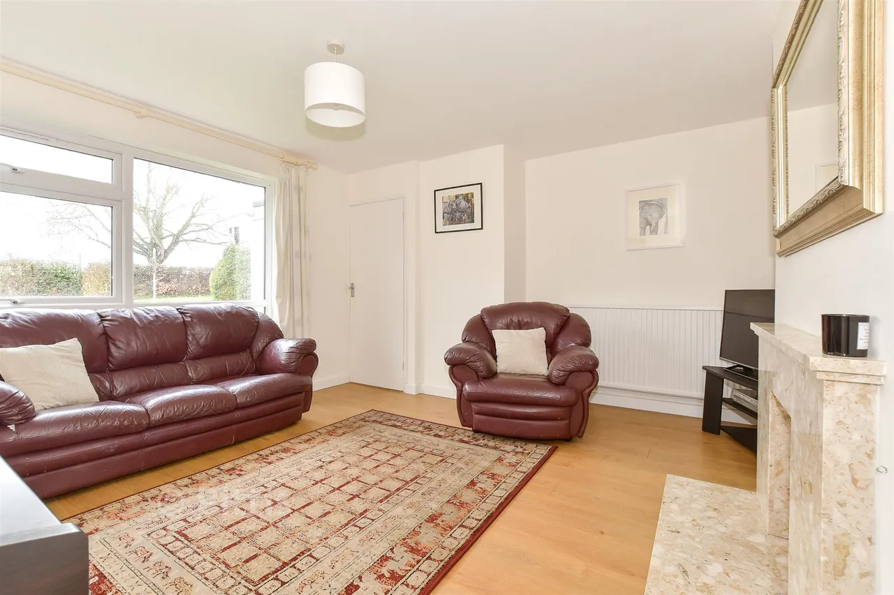 Mountbatten Drive, Newport, PO30, photo 6