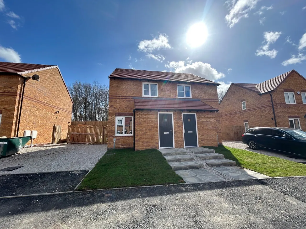 2 bed house to rent, Curlew Street, Poolsbrook, S43