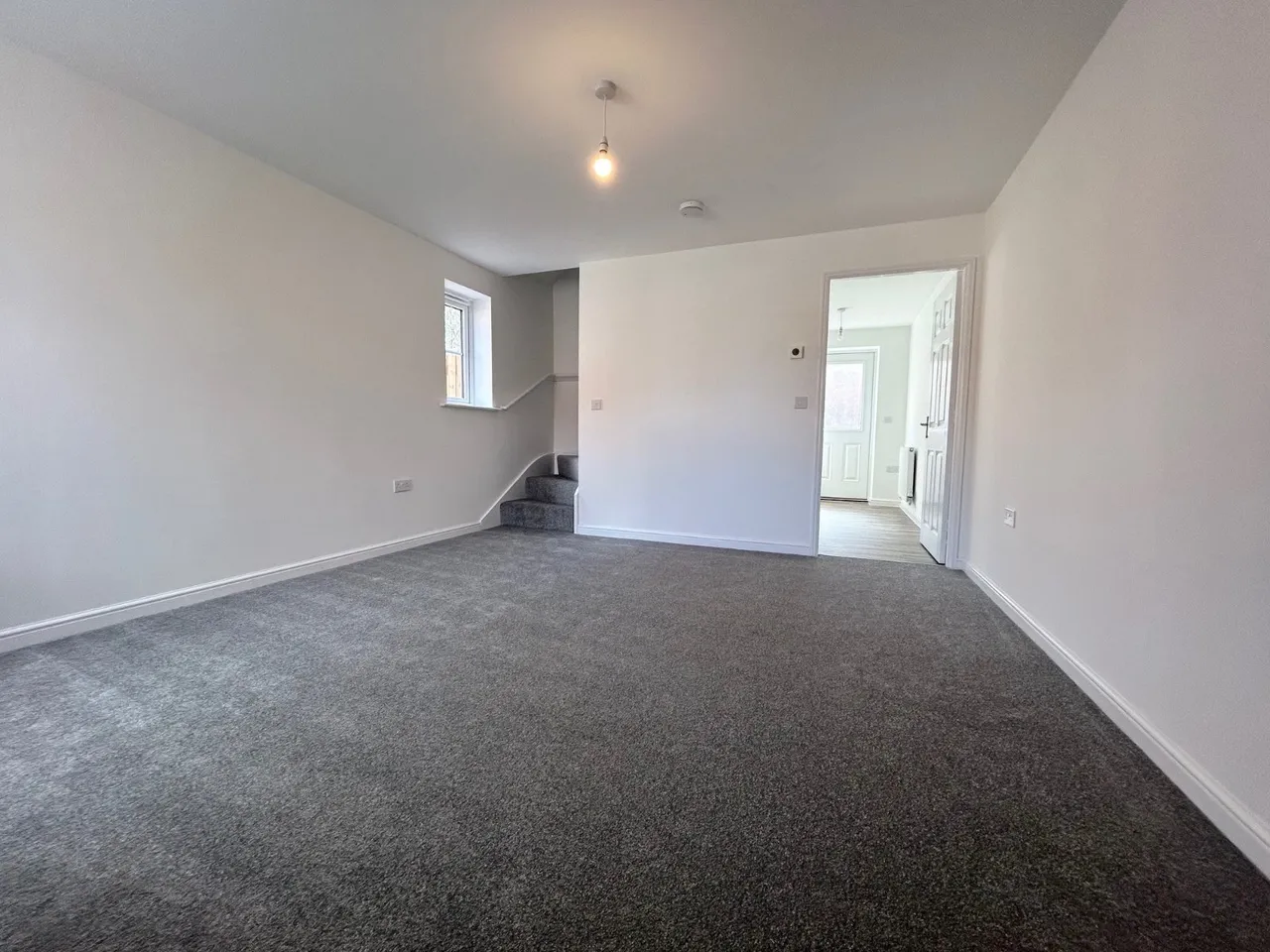 Curlew Street, Poolsbrook, S43, photo 3