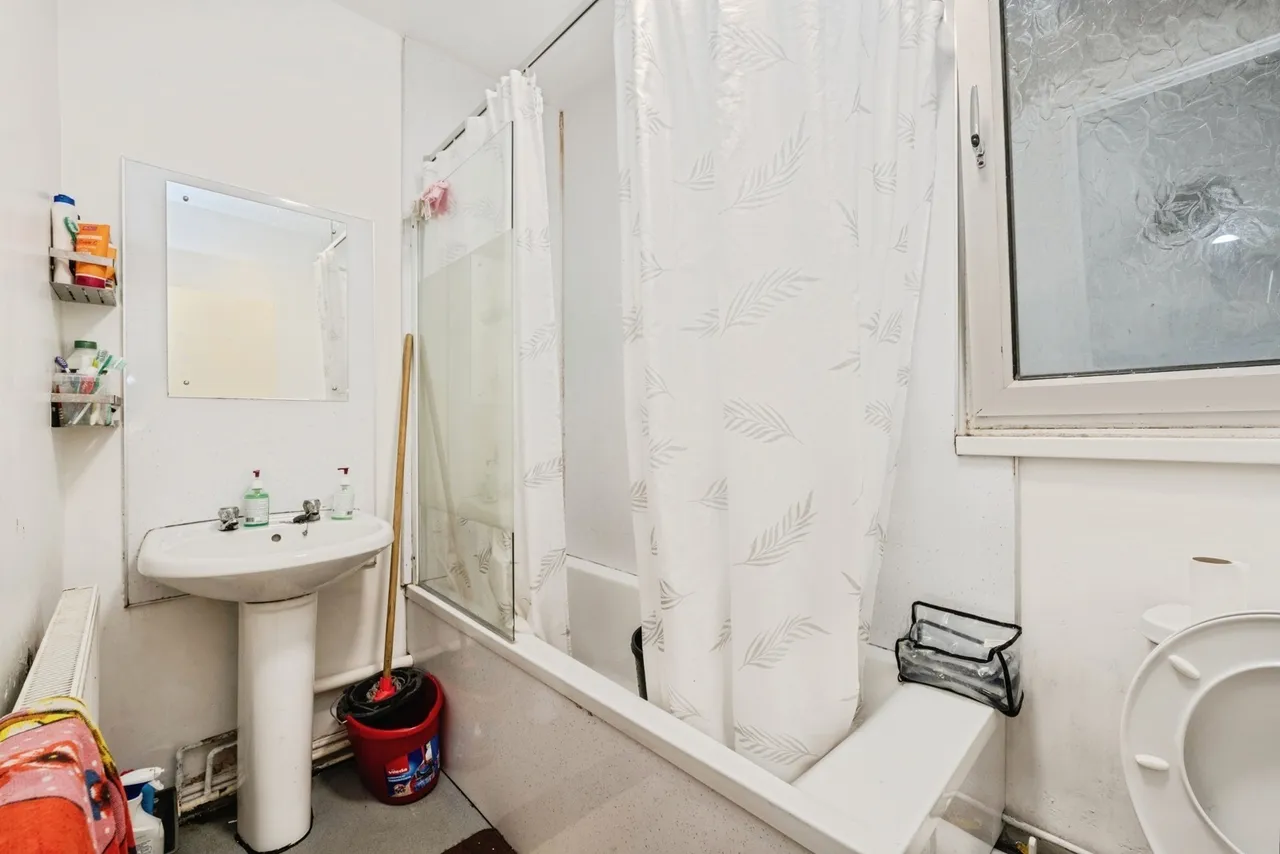 Gower Road, Sketty, SA2, photo 17