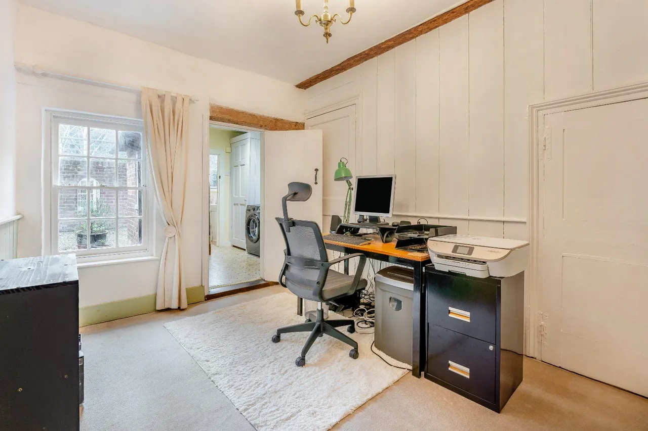Bridge Street, Wye, Ashford, Kent, TN25 5DP, photo 10