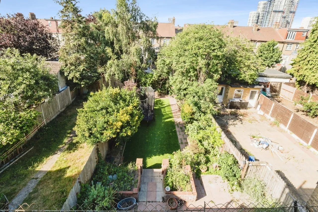 Netherfield Gardens, Barking, London, IG11, photo 30