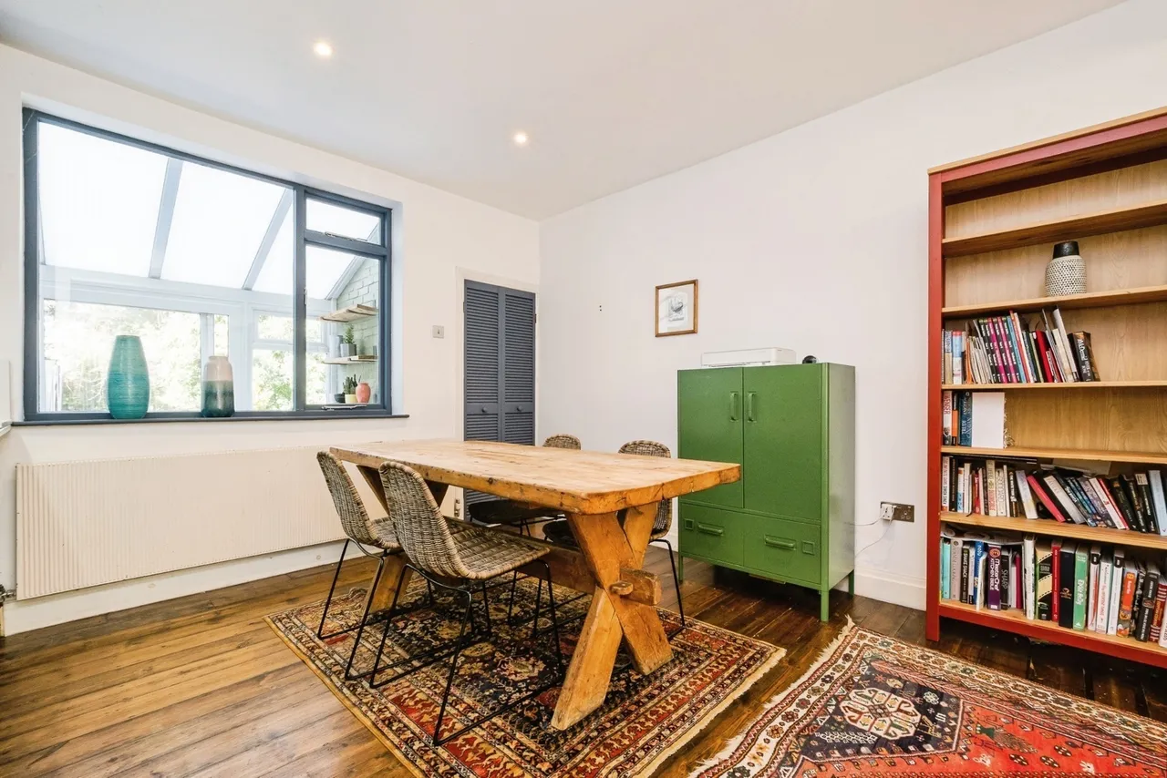 Netherfield Gardens, Barking, London, IG11, photo 10