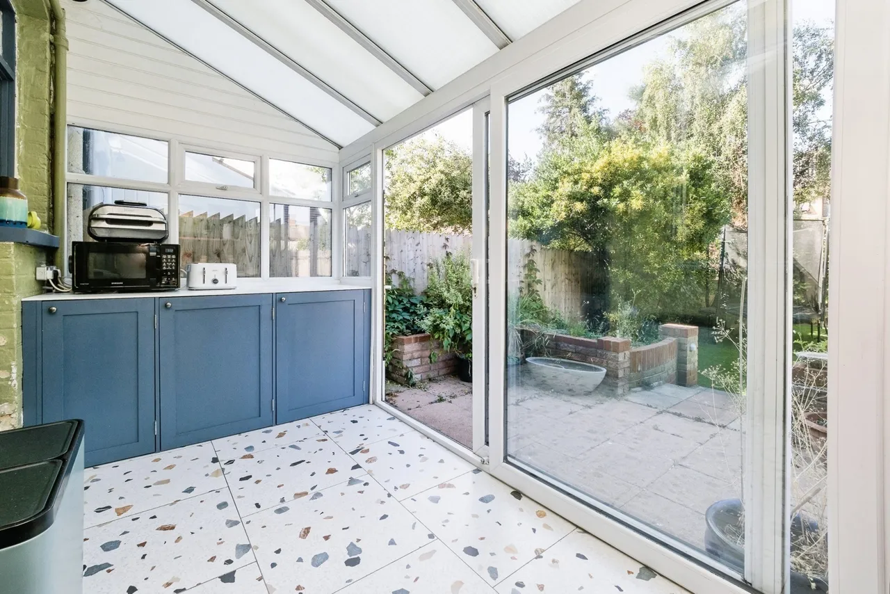 Netherfield Gardens, Barking, London, IG11, photo 14