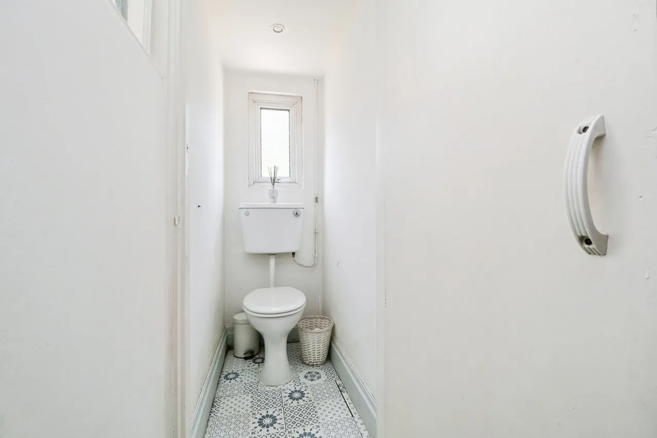 Netherfield Gardens, Barking, London, IG11, photo 26