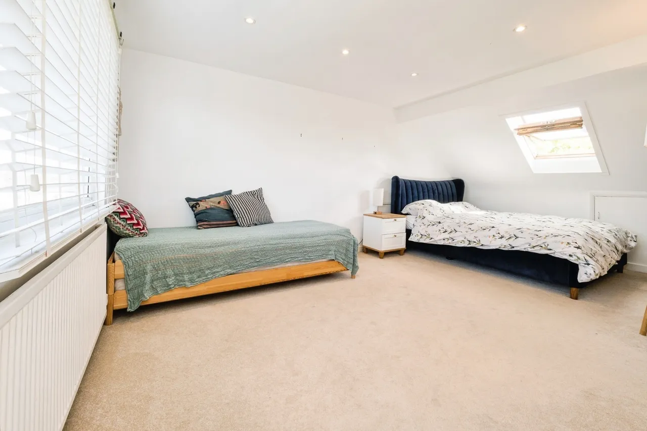 Netherfield Gardens, Barking, London, IG11, photo 4