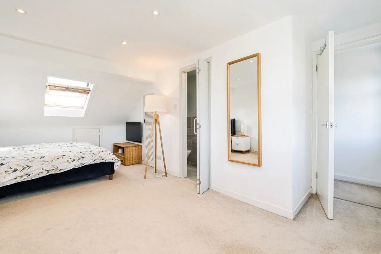 Netherfield Gardens, Barking, London, IG11, photo 5