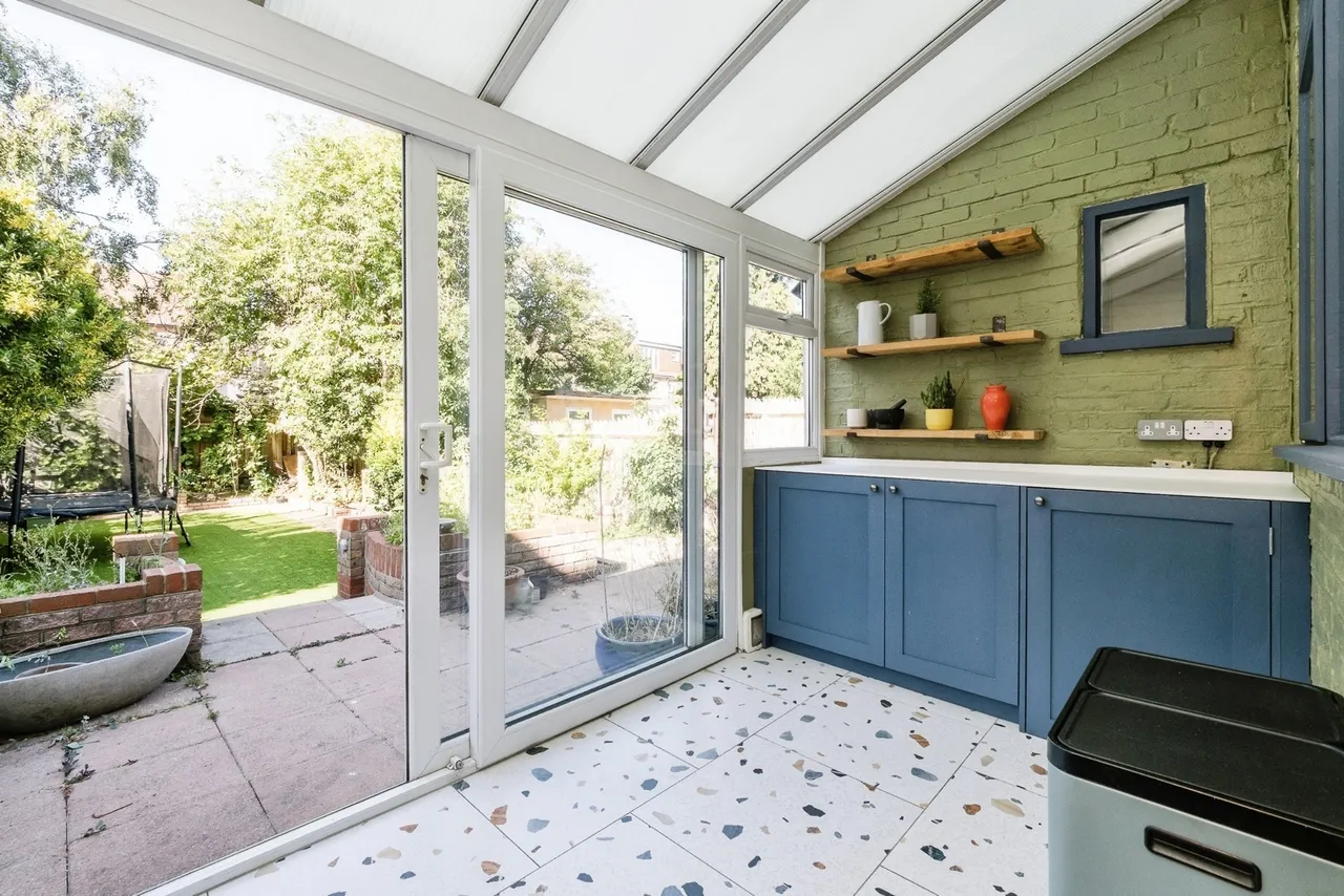 Netherfield Gardens, Barking, London, IG11, photo 13