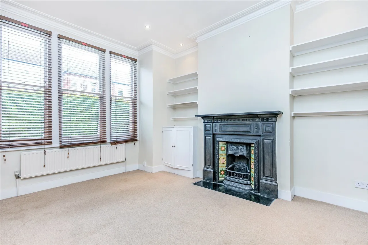 Hazelbourne Road, London, SW12, photo 12