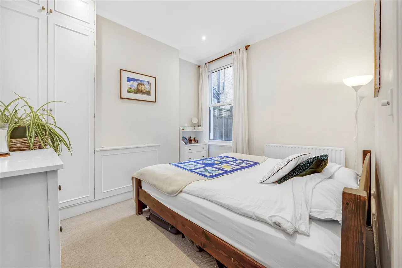 Hazelbourne Road, London, SW12, photo 5