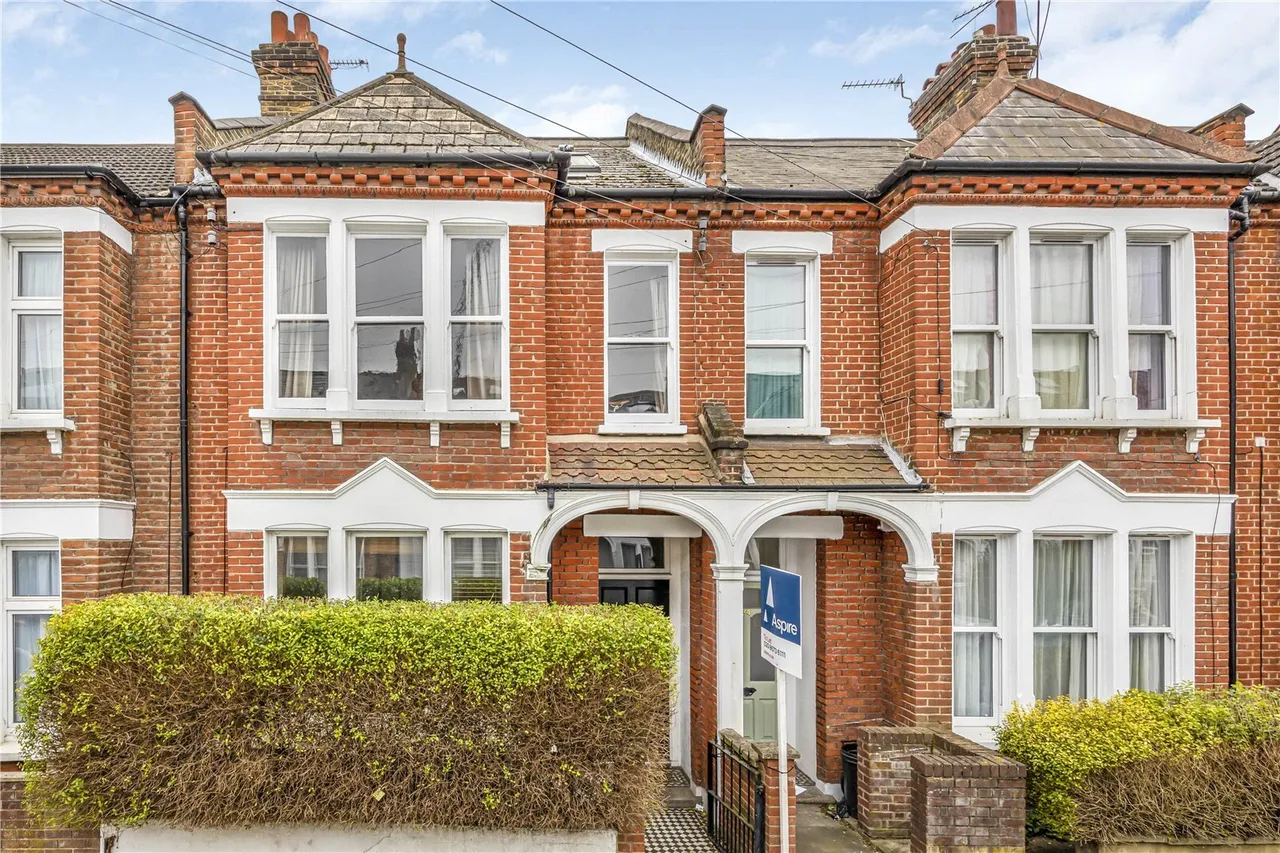 Hazelbourne Road, London, SW12, photo 14