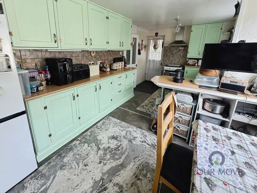 Walesby Drive, Kirkby-in-Ashfield, NG17, photo 16