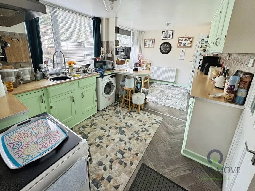 Walesby Drive, Kirkby-in-Ashfield, NG17, photo 21